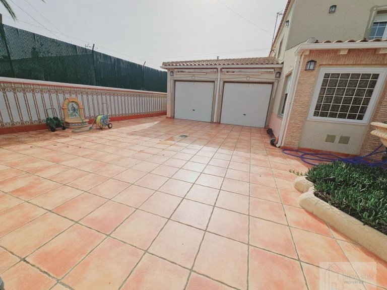 Villa for Sale in Torrevieja, Alicante 6
