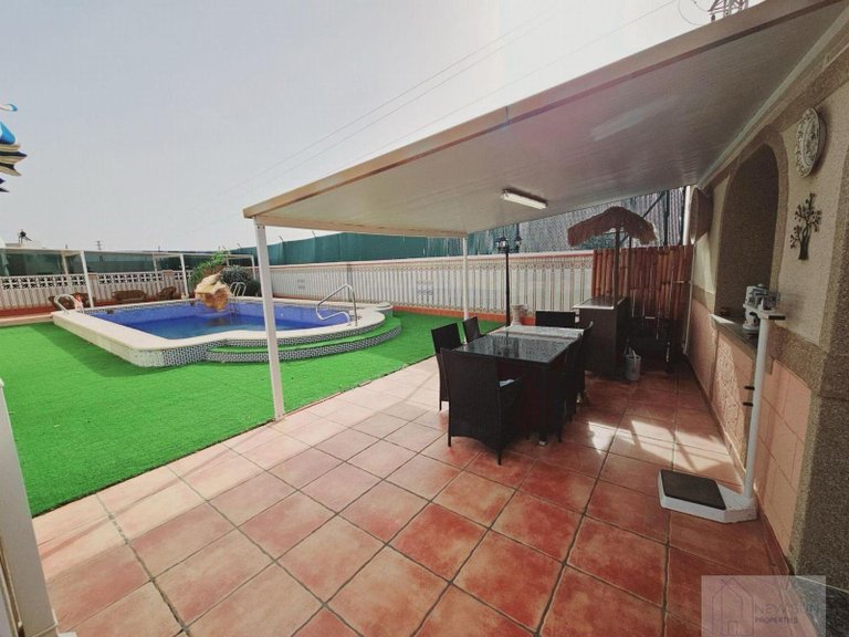 Villa for Sale in Torrevieja, Alicante 8