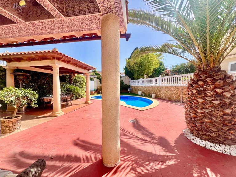 Villa for Sale in Torrevieja, Alicante 15