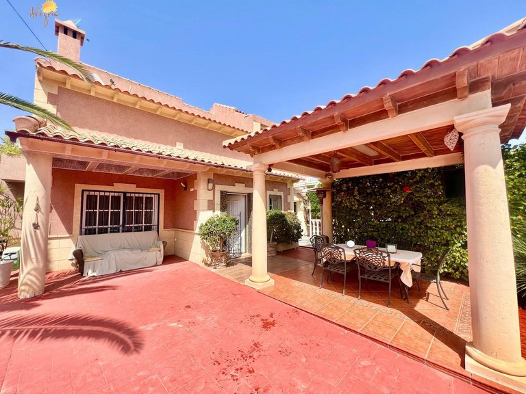 Villa for Sale in Costa Blanca Torrevieja, Alicante 24