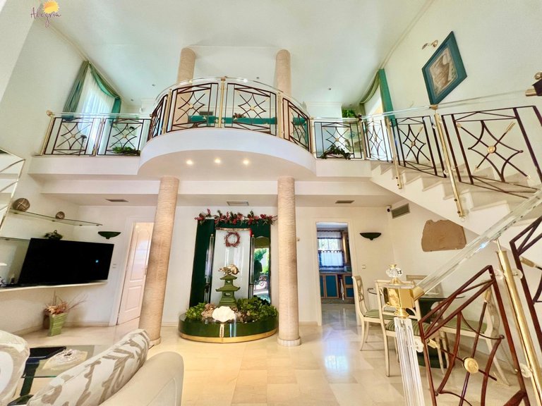 Villa for Sale in Costa Blanca Torrevieja, Alicante 29