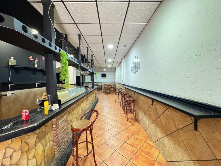 Commercial for Sale in Torrevieja, Alicante 14