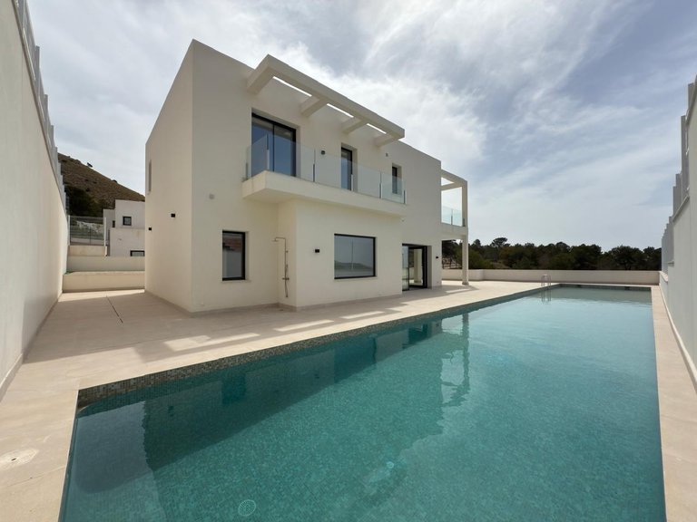 Villa for Sale in Finestrat, Alicante 1