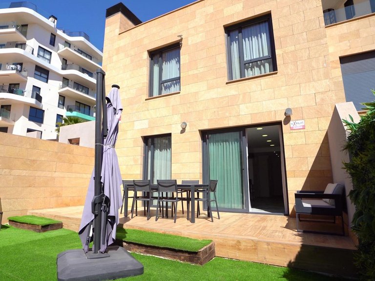 Town House for Sale in Villajoyosa, Alicante 10