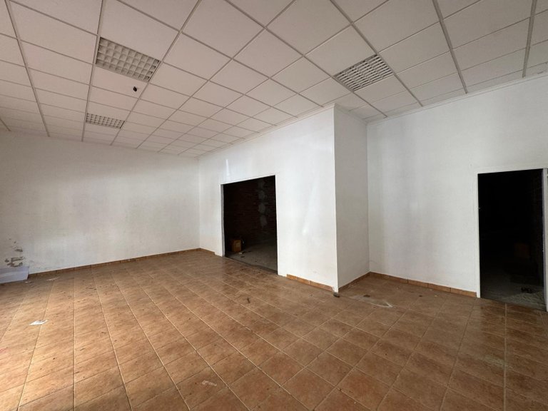 Commercial for Sale in Torrevieja, Alicante 8