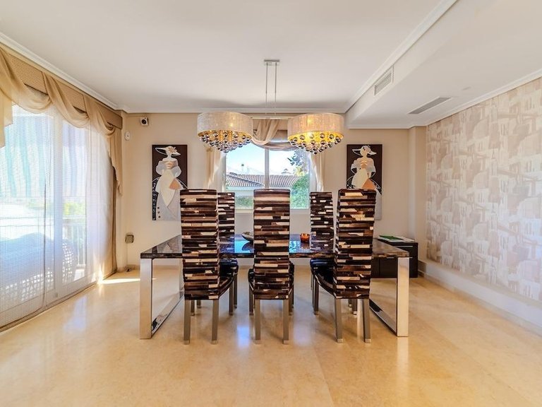 Villa for Sale in Torrevieja, Alicante 10