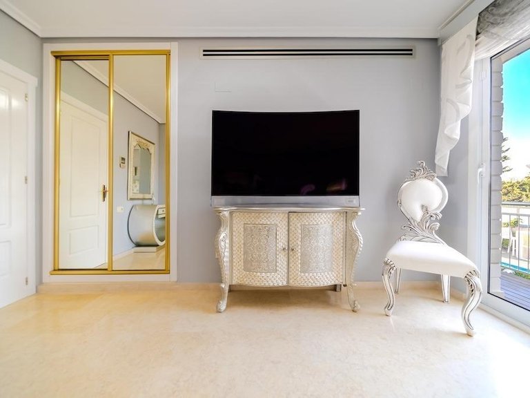 Villa for Sale in Torrevieja, Alicante 14
