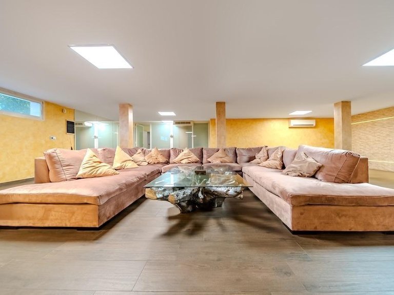 Villa for Sale in Costa Blanca Torrevieja, Alicante 16