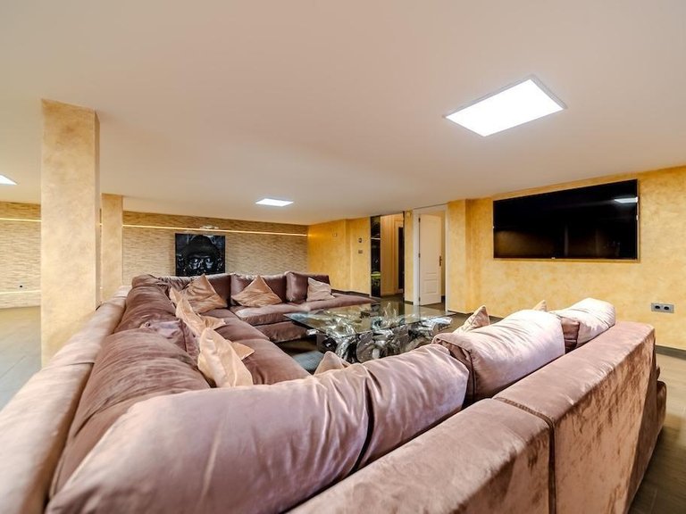 Villa for Sale in Costa Blanca Torrevieja, Alicante 18