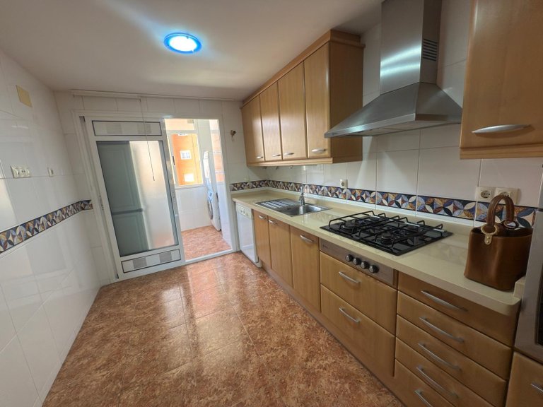 Apartment for Sale in Alicante, Alicante 14