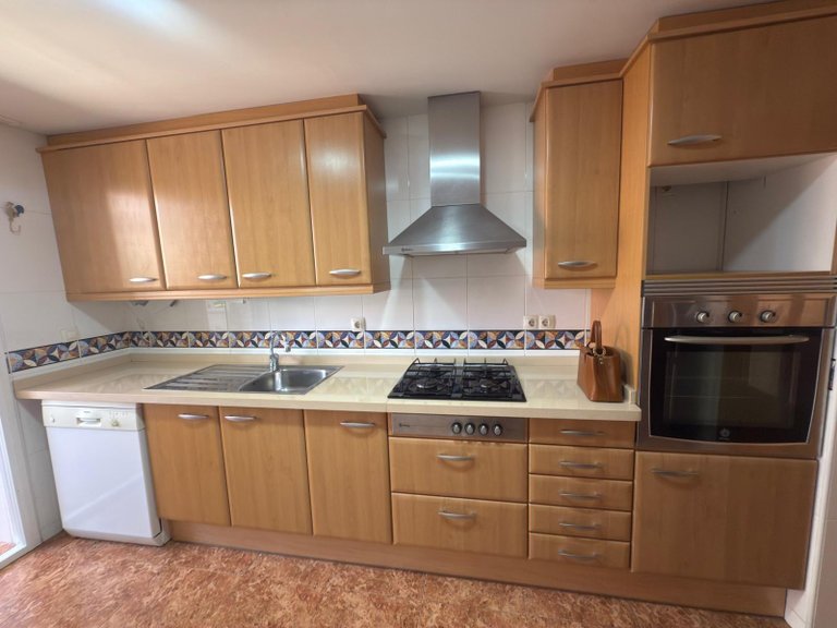 Apartment for Sale in Alicante, Alicante 3