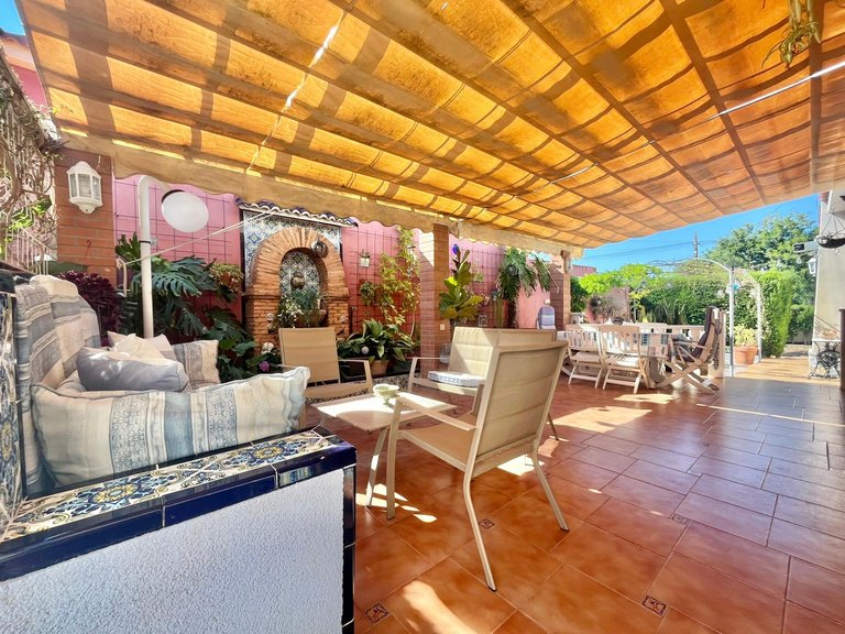 Villa for Sale in Torrevieja, Alicante 13
