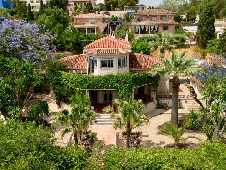 Villa for Sale in Alicante, Alicante 2