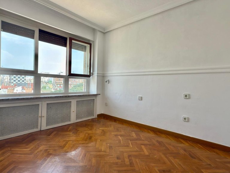 Apartment for Sale in Alicante, Alicante 14