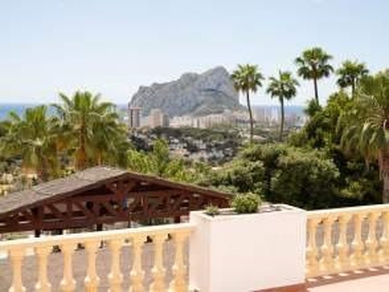 Villa for Sale in Calpe, Alicante 8