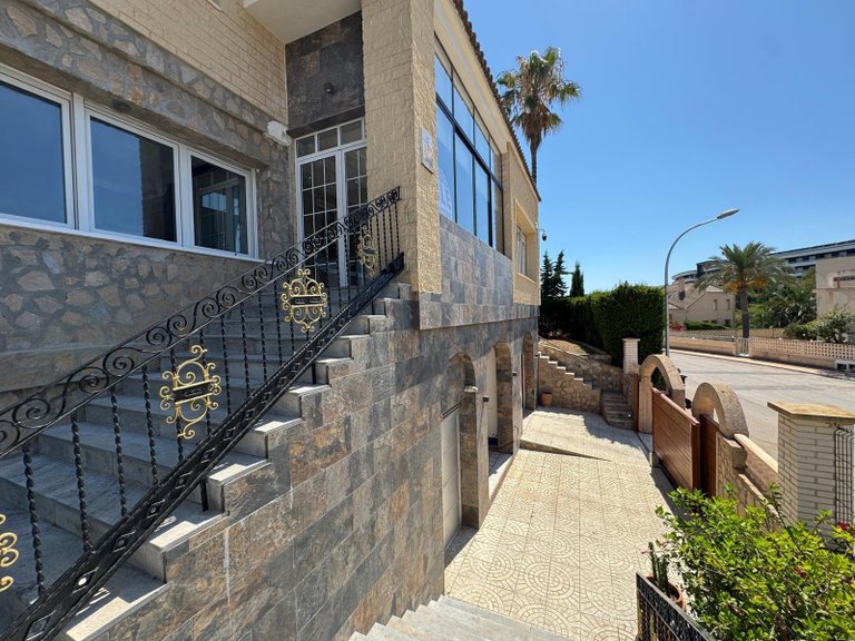 Villa for Sale in Orihuela Costa, Alicante 15