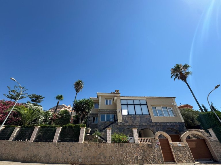 Villa for Sale in Orihuela Costa, Alicante 4