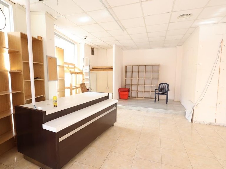 Commercial for Sale in Torrevieja, Alicante 2