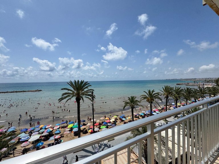 Apartment for Sale in Costa Blanca Torrevieja, Alicante 1