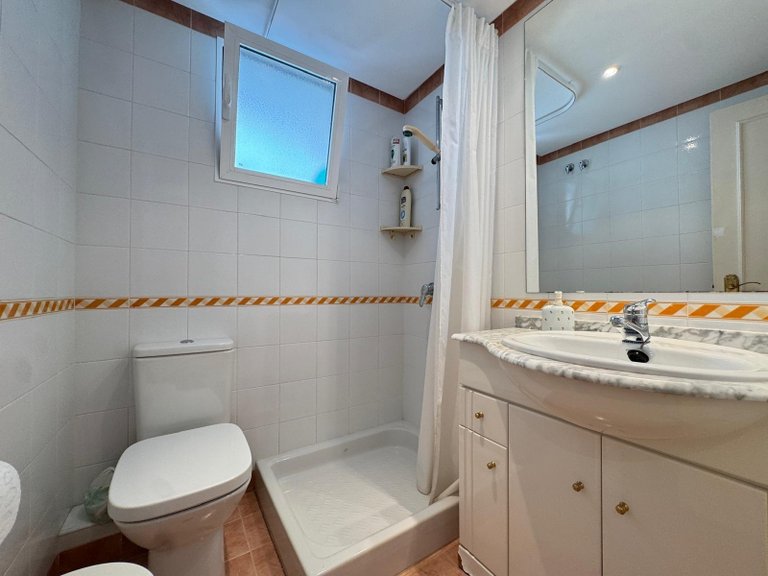 Apartment for Sale in Costa Blanca Torrevieja, Alicante 24