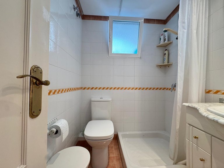 Apartment for Sale in Costa Blanca Torrevieja, Alicante 25
