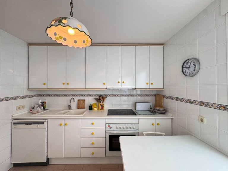 Apartment for Sale in Costa Blanca Torrevieja, Alicante 29