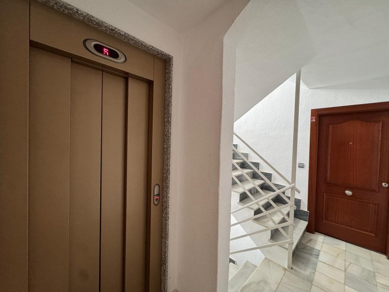 Apartment for Sale in Costa Blanca Torrevieja, Alicante 3