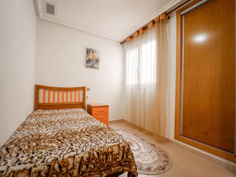 Apartment for Sale in Torrevieja, Alicante 11