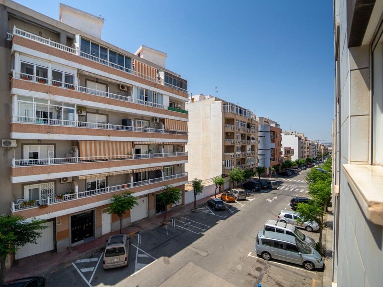 Apartment for Sale in Torrevieja, Alicante 3