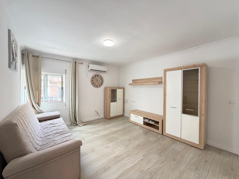 Apartment for Sale in Torrevieja, Alicante 1