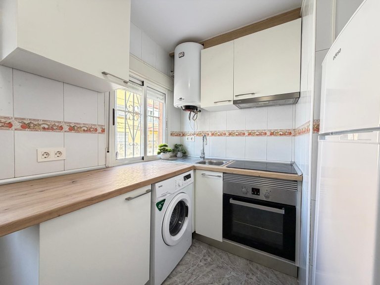 Apartment for Sale in Torrevieja, Alicante 14