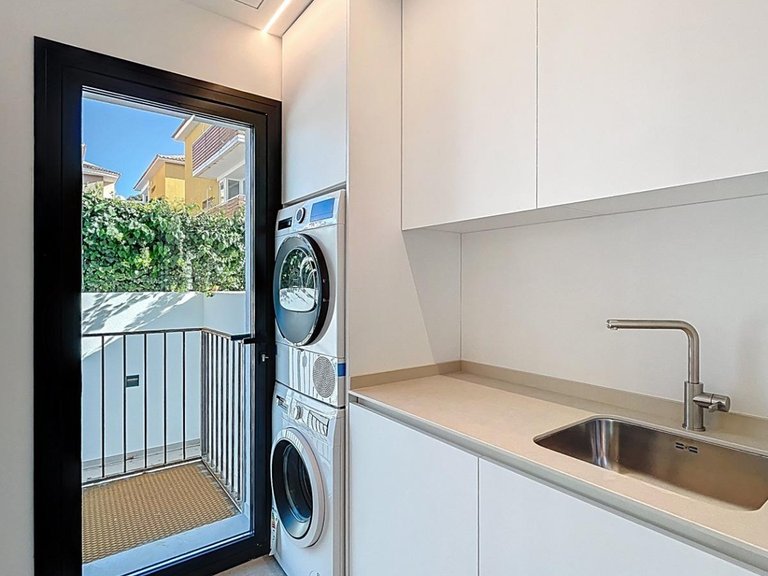 Villa for Sale in Alfaz Del Pi, Alicante 10