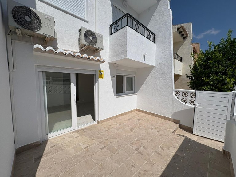 Town House for Sale in Costa Blanca Torrevieja, Alicante 26