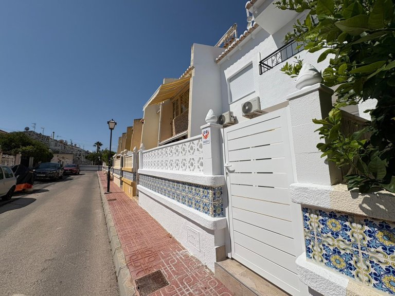 Town House for Sale in Costa Blanca Torrevieja, Alicante 33