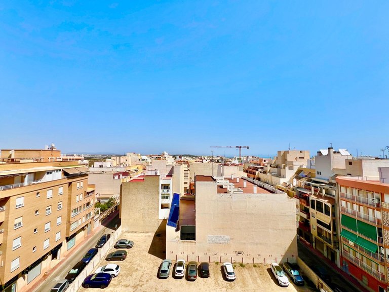 Apartment for Sale in Torrevieja, Alicante 14