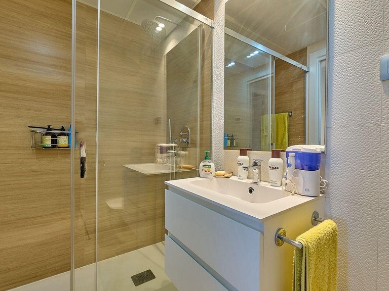 Apartment for Sale in Alicante, Alicante 12