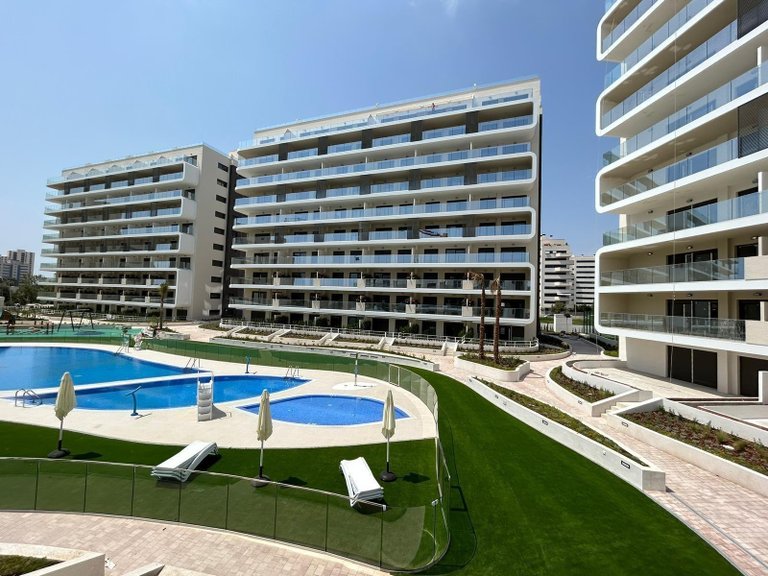 Apartment for Sale in Alicante, Alicante 2