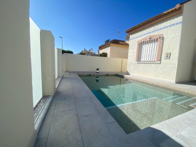 Villa for Sale in Torrevieja, Alicante 2