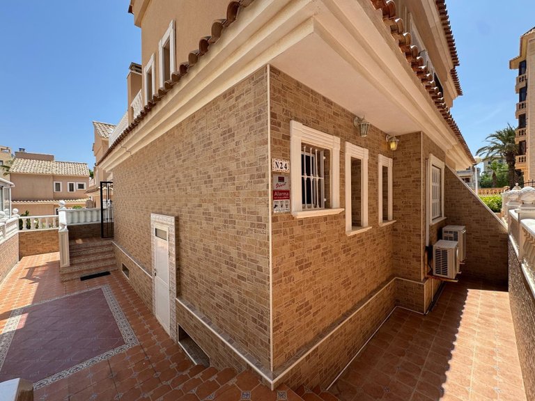 Apartment for Sale in Guardamar Del Segura, Alicante 2