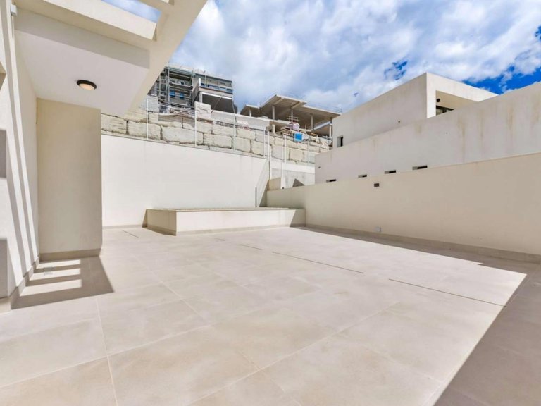 Villa for Sale in Finestrat, Alicante 12