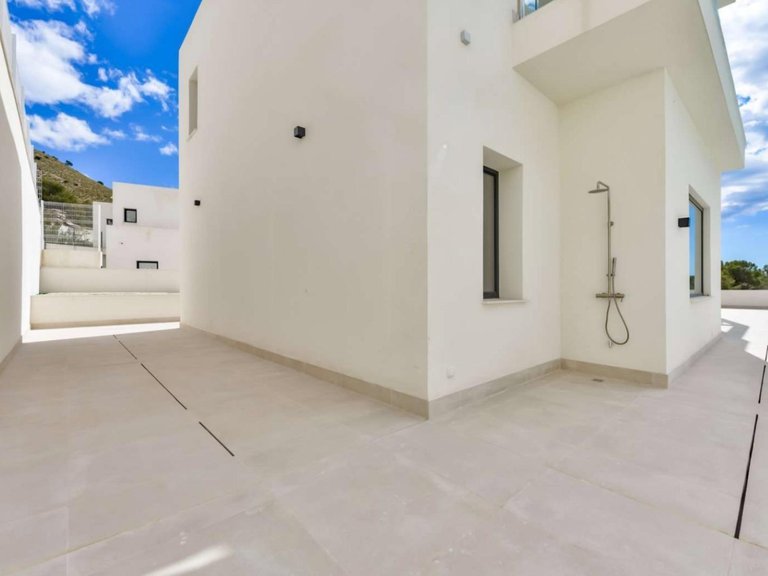Villa for Sale in Finestrat, Alicante 15