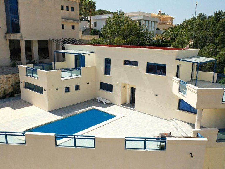 Villa for Sale in Altea, Alicante 1