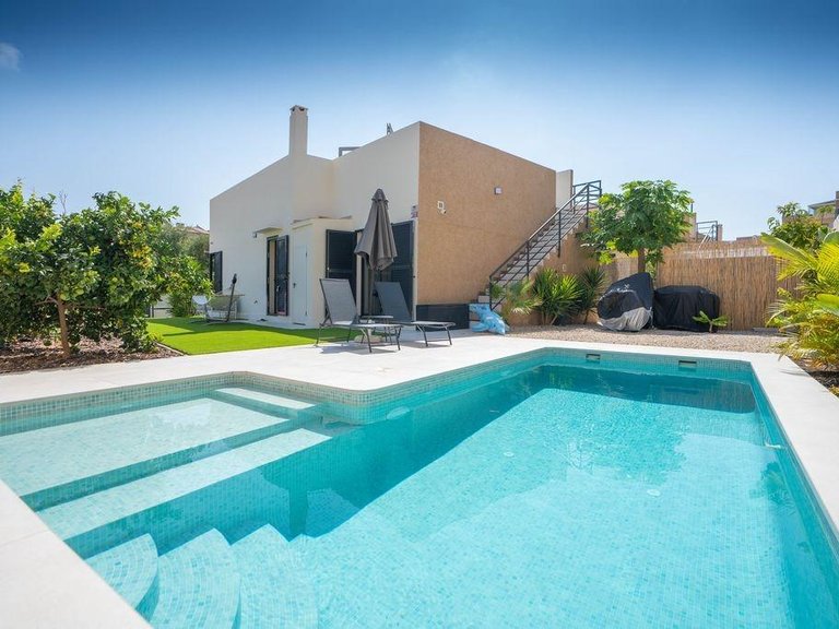 Villa for Sale in Orihuela Costa, Alicante 1