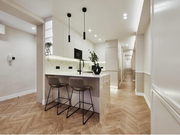 Apartment for Sale in Madrid, Madrid 6