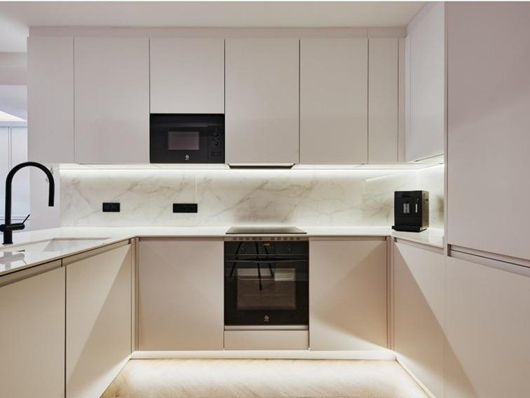 Apartment for Sale in Madrid, Madrid 7