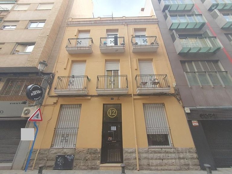 Town House for Sale in Alicante, Alicante 1