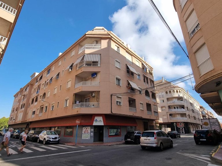 Apartment for Sale in Torrevieja, Alicante 1