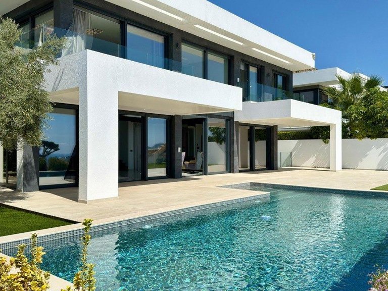 Villa for Sale in Finestrat, Alicante 2