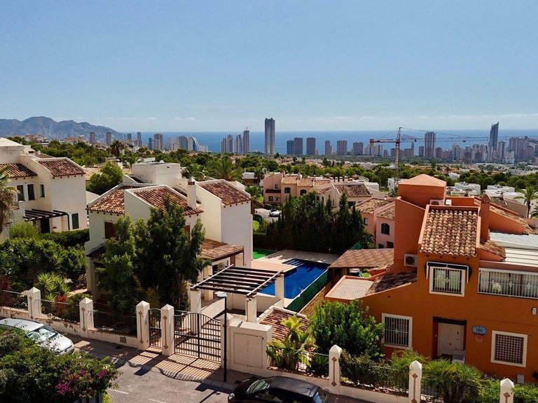 Villa for Sale in Finestrat, Alicante 7