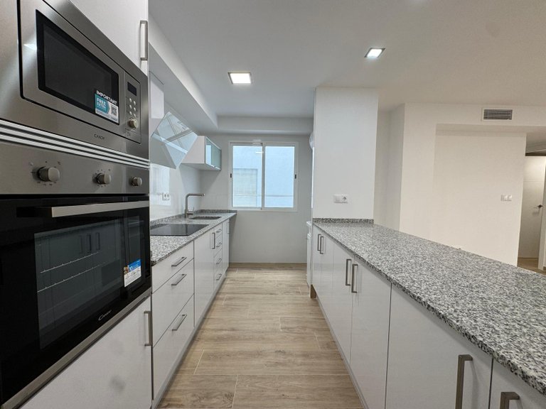Apartment for Sale in Torrevieja, Alicante 9